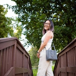 Meet your Posher, Helen